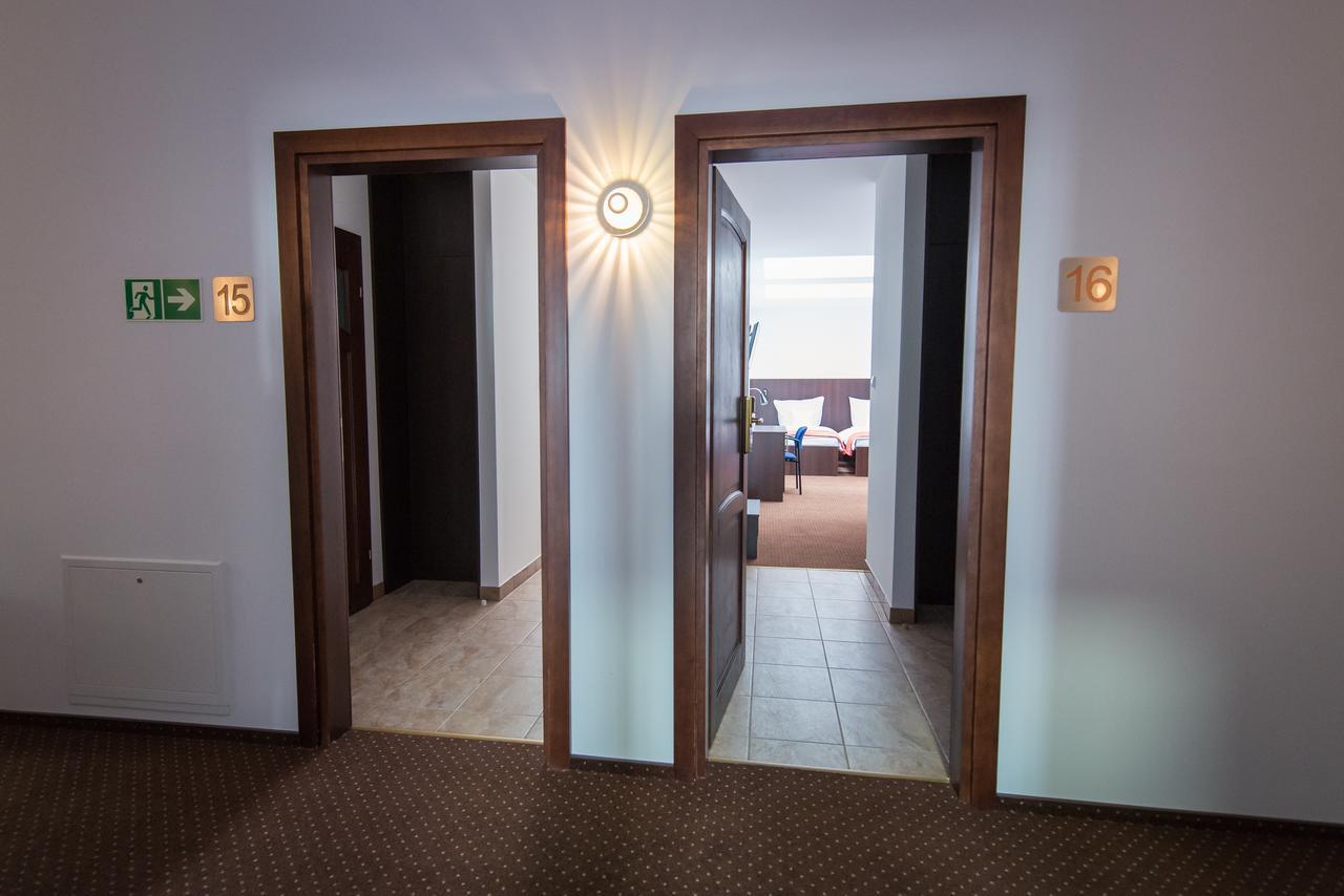 First Hotel 2*